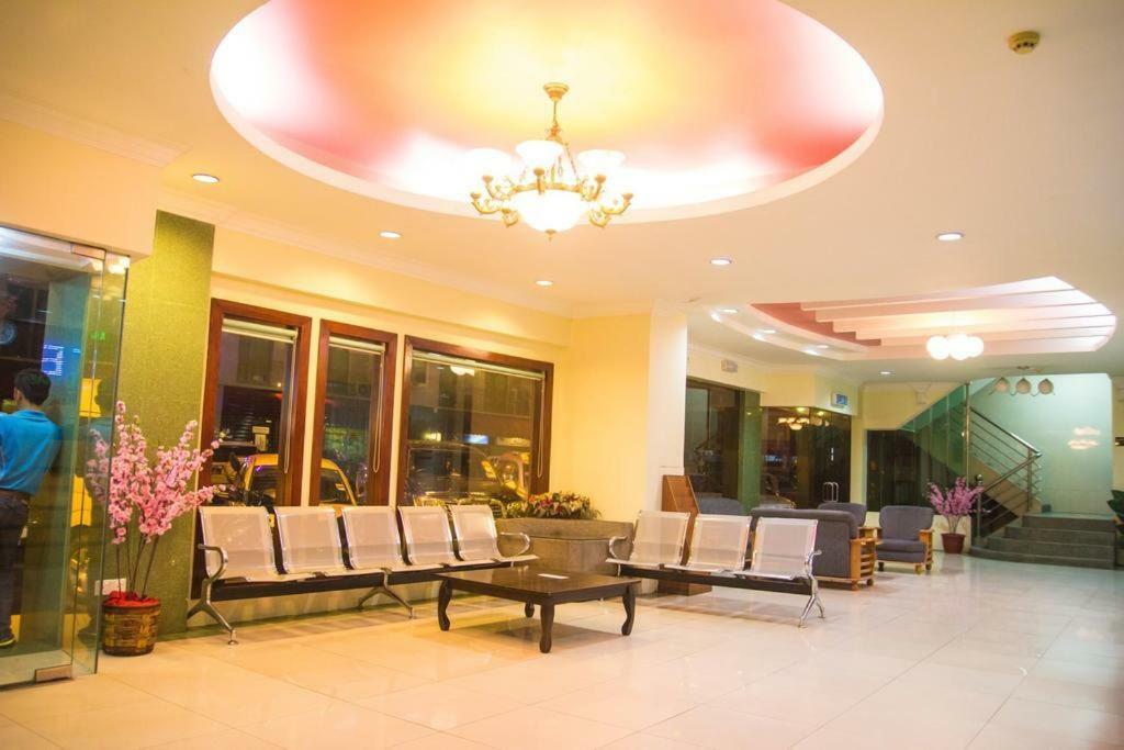 Monaco Dynasty Hotel Tawau Exterior foto